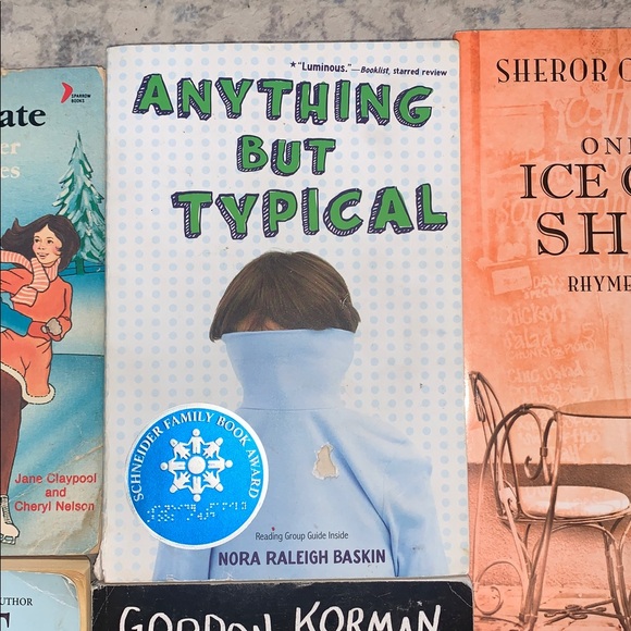 Set of 6 Books - Picture 6 of 14